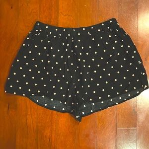 H&M Divided Black with Pink Polka Dots Short Shorts